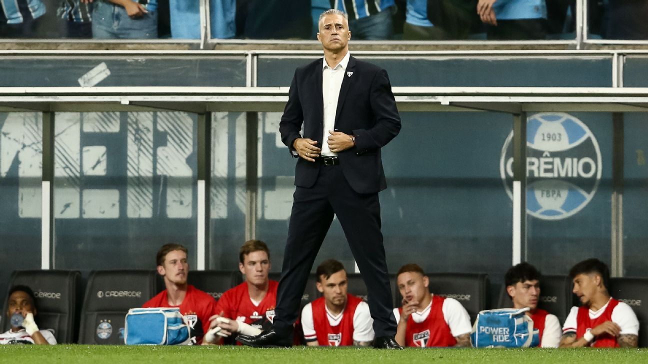 Crespo Analisa Derrota do São Paulo e Desabafa Sobre Lesões no Time