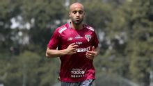 São Paulo: Lucas Moura se manifesta após quase três meses de cirurgia e diz quando voltará a campo