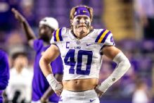 LSU star LB Whit Weeks exits vs. Texas A&M with foot injury