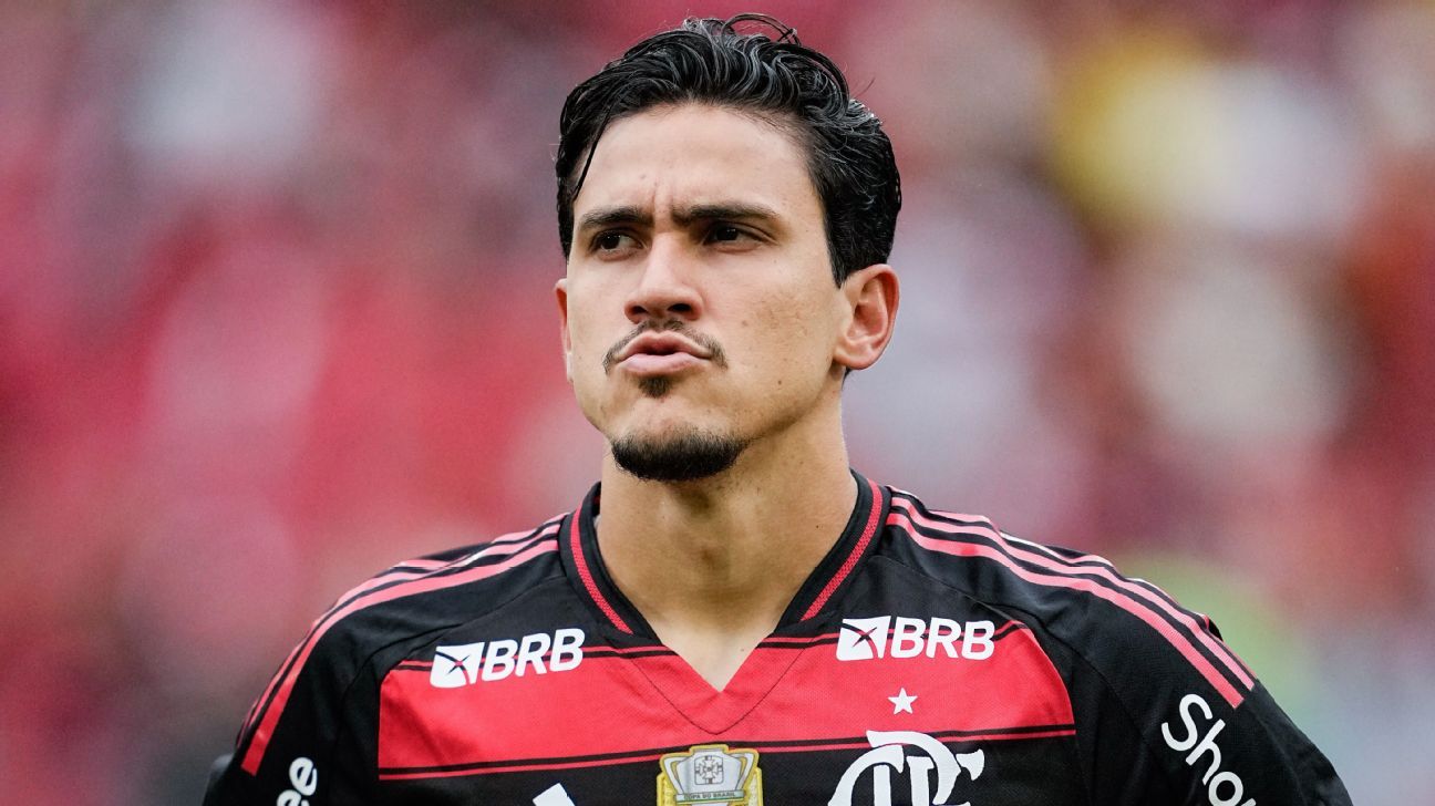 Pedro segue cronograma após fratura e está fora de Racing x Flamengo pela semifinal da Libertadores