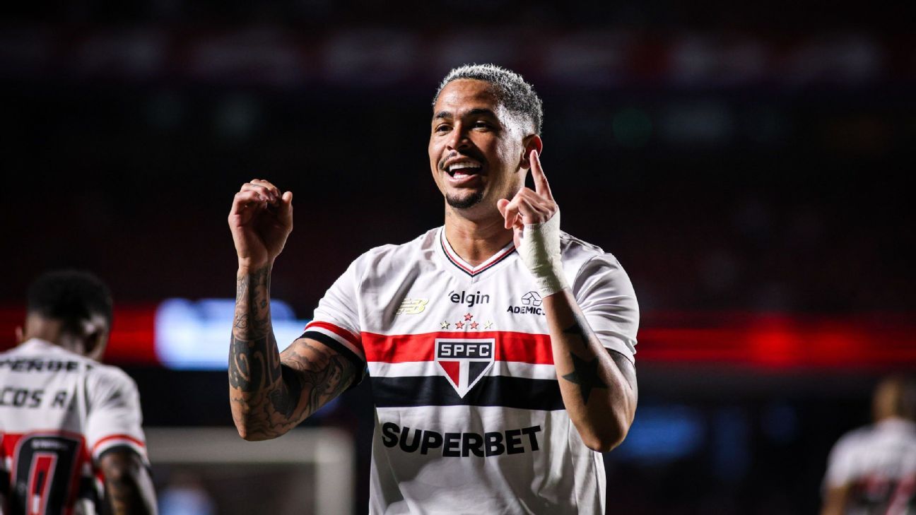 São Paulo derrota o Bahia em noite de gala de Luciano e volta a vencer no Brasileirão