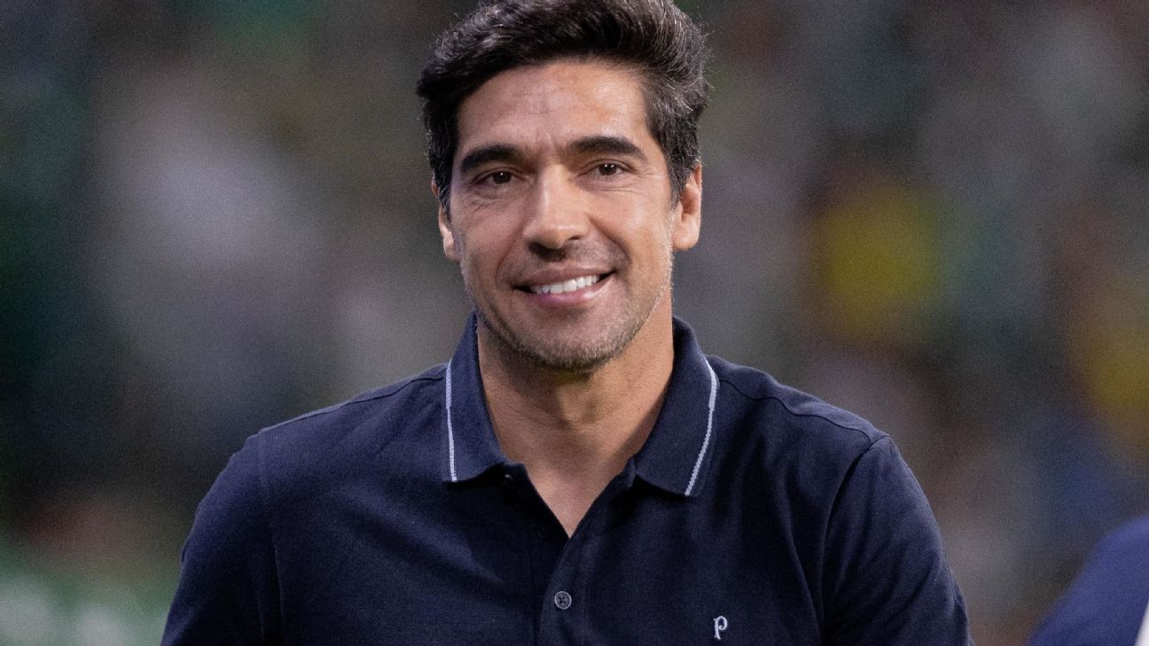 Abel Ferreira encerra incertezas e reafirma compromisso com o Palmeiras até 2026: 