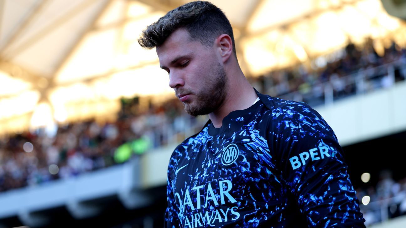 Goleiro da Inter de Milão atropela homem de 81 anos, que morre no local