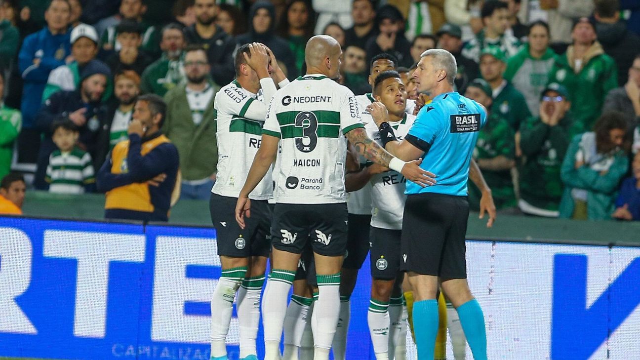 A invencibilidade inusitada que Coritiba defende na luta pelo acesso na Série B e o que assistir no Disney+