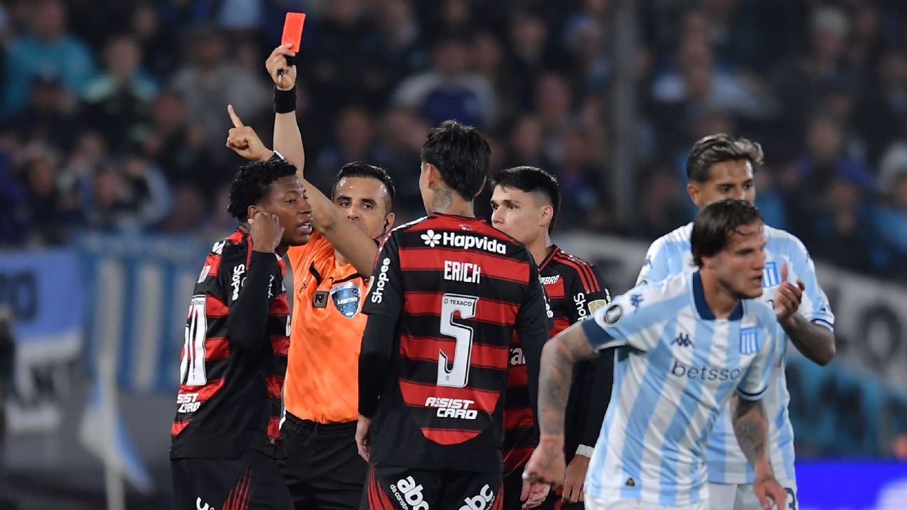Conmebol notifica Flamengo e informa punição de duas partidas para Plata após expulsão contra o Racing