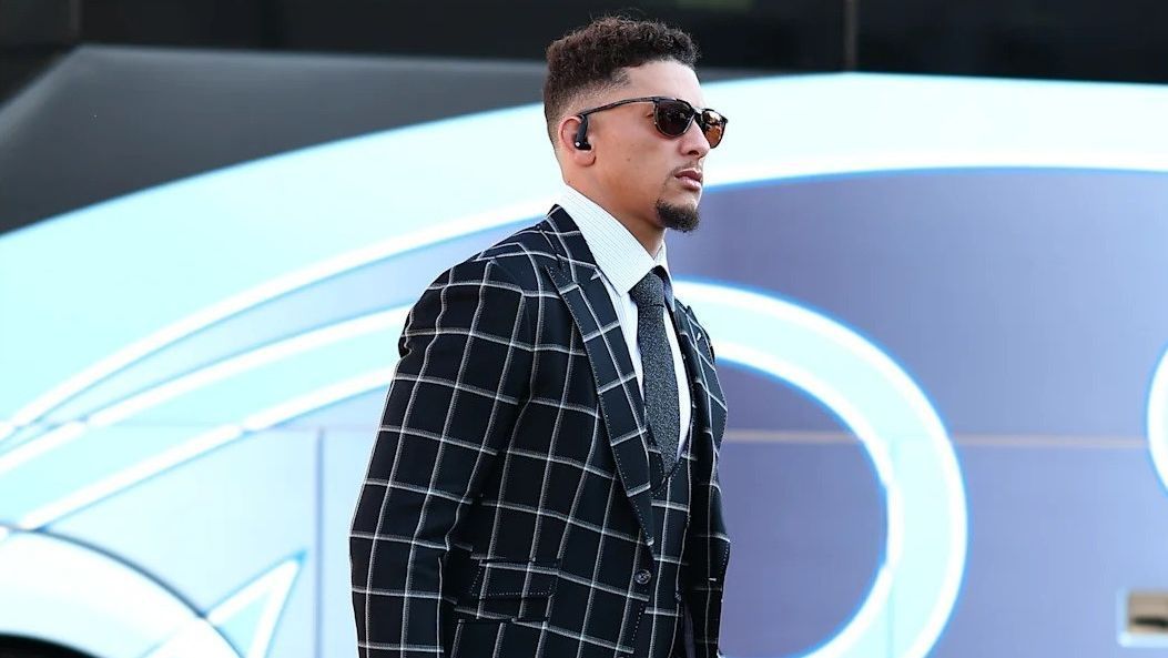 NFL Fashion: Mack Hollins & More Shine in Week 9