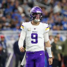 Vikings' J.J. McCarthy dealing with bruised hand, limited