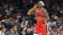Clippers indicate Chris Paul's old No. 3 going to Bradley Beal