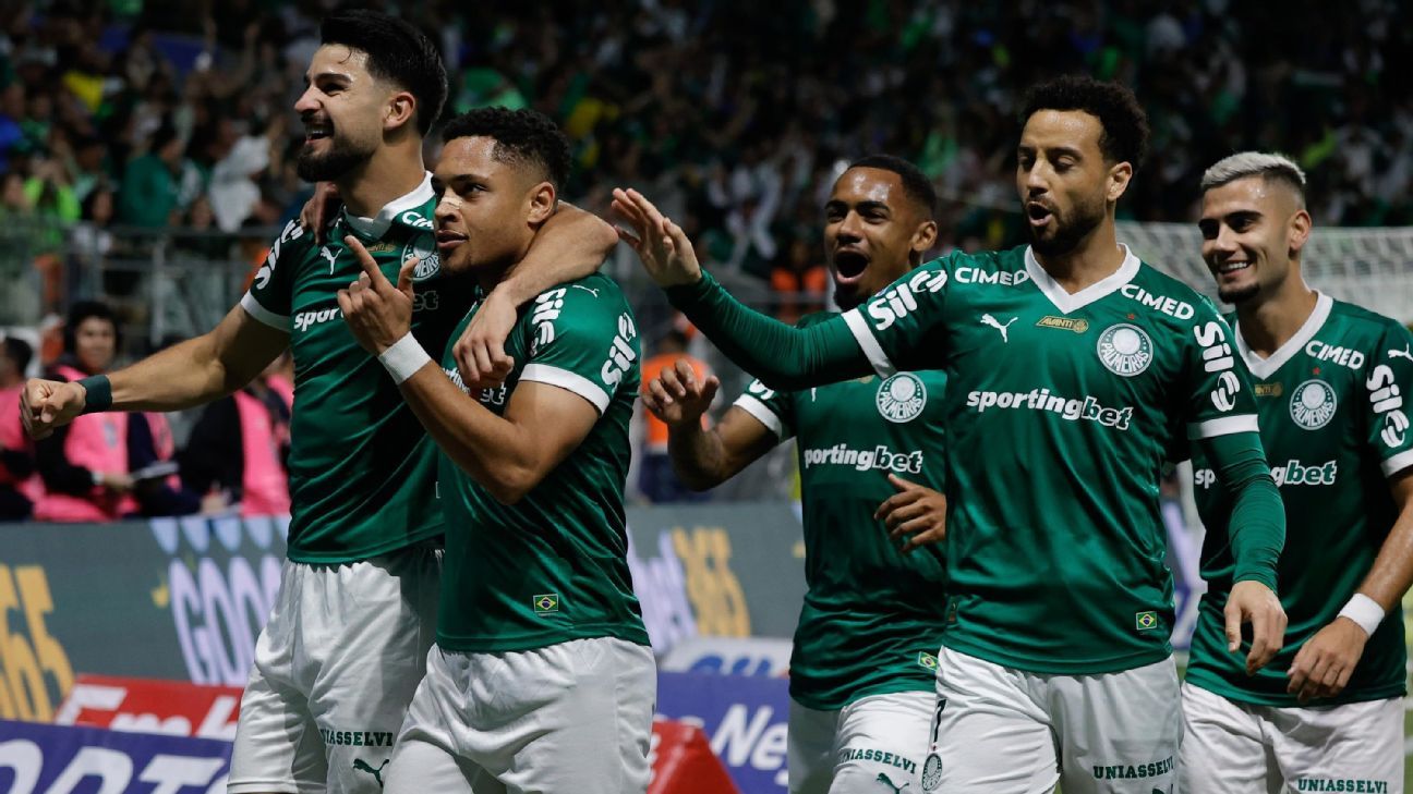 Palmeiras deixa Flamengo para trás e dispara em possibilidade de título do Brasileirão; Cruzeiro tem 1% de chance