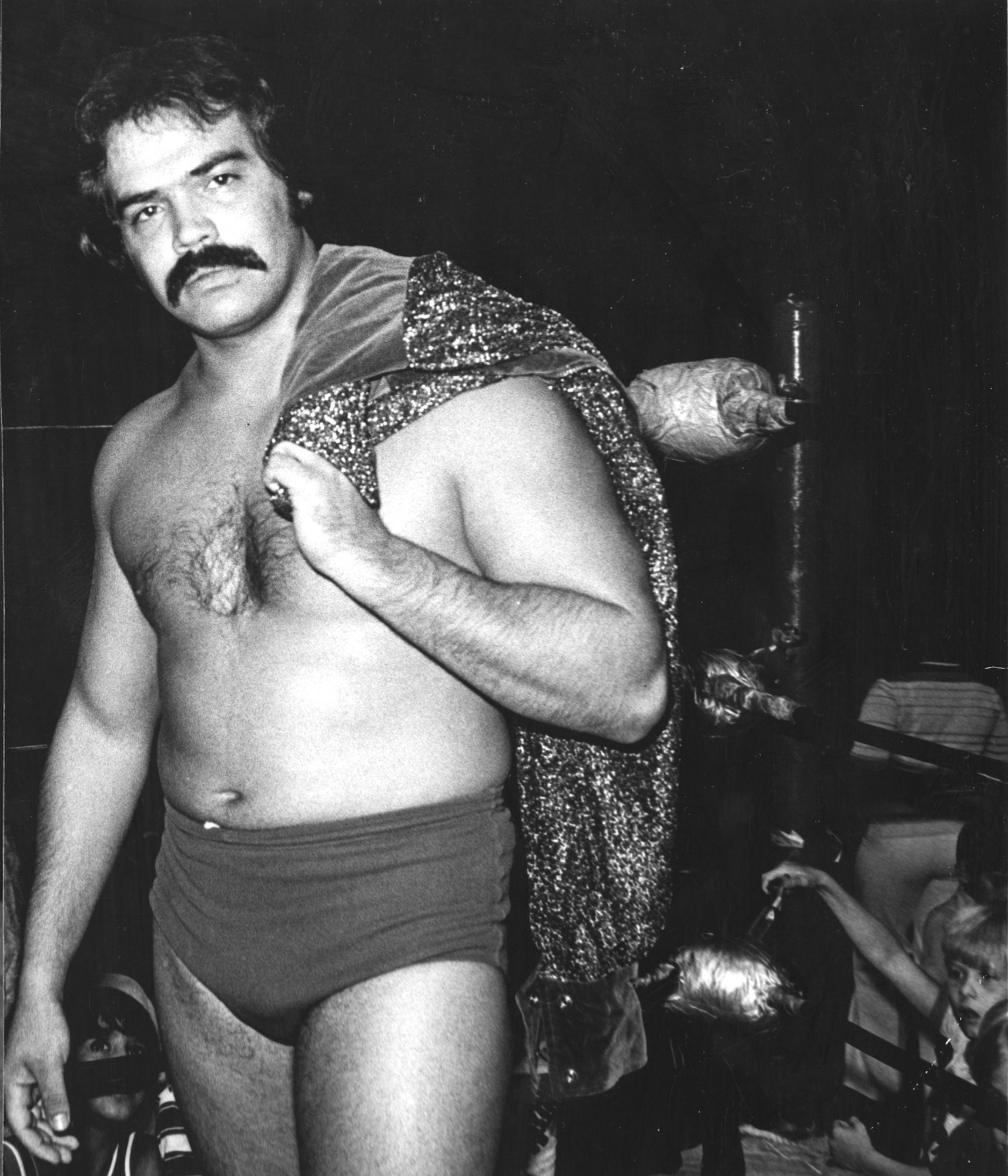 Eddie Guerrero: Legado Inmortal en la Lucha Libre y el Corazón Latino 6 Mando Guerrero and the best looking mustache you've ever seen.