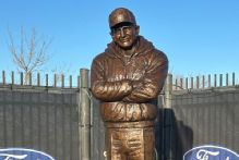 Ex-players donate statue of late Colorado coach Bill McCartney