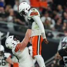 Shedeur Sanders shines in win; Browns mum on starting QB
