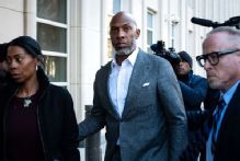 Prosecutors to extend formal plea agreements in poker case