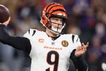 Bengals' Joe Burrow has 2 TDs in 1st game since September