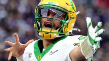 Poll: Oregon's Dante Moore the early QB favorite for 2027 draft