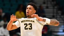 Michigan supplants Arizona as No. 1 in men's basketball poll