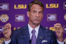 Kiffin: Conferences using double standard with court orders