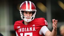 Mendoza or Sayin? How to bet the Heisman Trophy race with much riding on the Big Ten Championship game