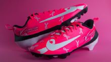 V Week on their feet: NFL players honor the V Foundation with custom cleats