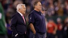 Bill Belichick y Robert Kraft, finalistas para Salón de la Fama