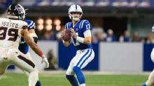 Colts teammates praise Daniel Jones for playing through pain