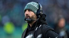 Eagles: Coach Sirianni se involucra más en la ofensiva, fuentes