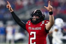 Texas Tech QB Morton 100% after playing through fracture