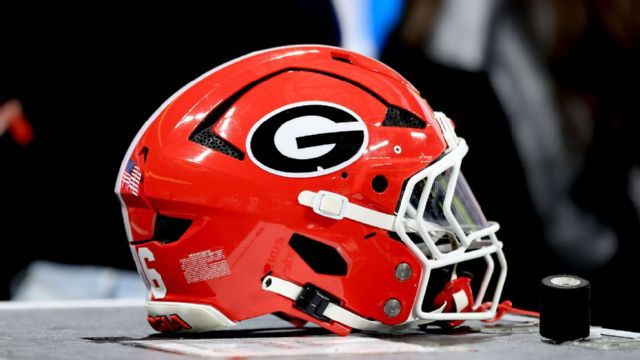 QB recruit Bo Bryan, son of country star Luke Bryan, commits to Georgia