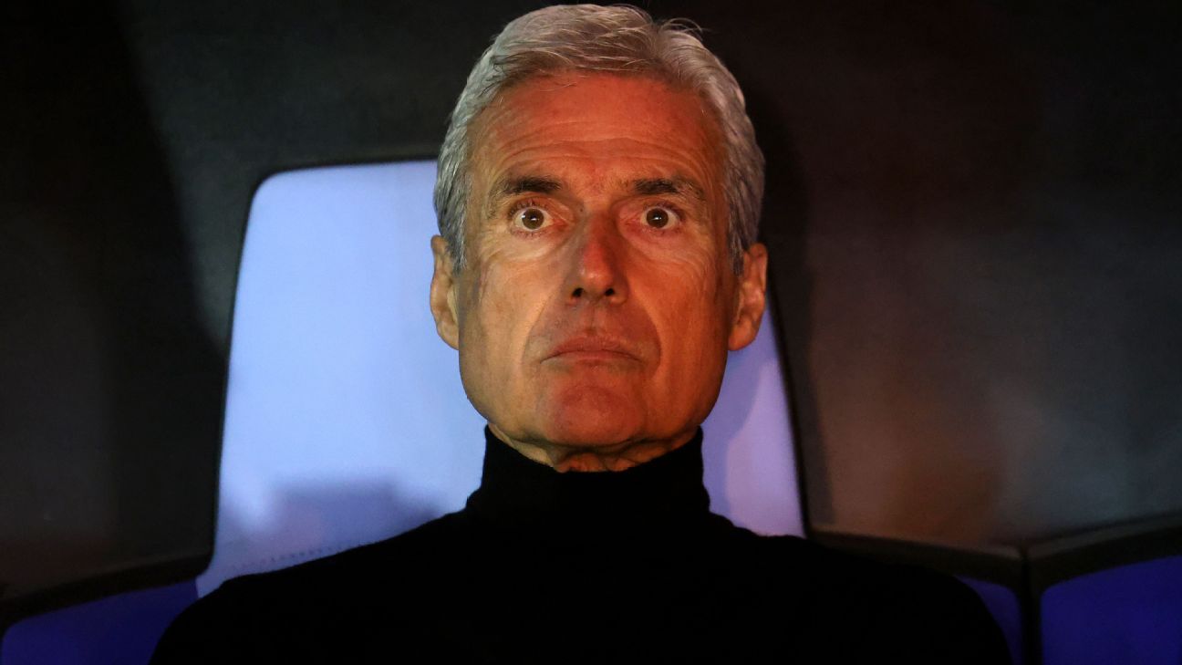 Não vai mais vir? Negociação com Luís Castro trava e acordo demora para sair