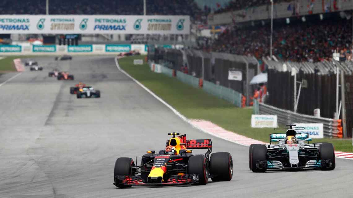 Gran Premio de Malasia 2017 con Max Verstappen y Lewis Hamilton