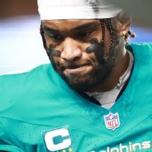 NFL execs on Tua Tagovailoa's future, Dolphins' next moves