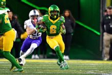 Oregon's Noah Whittington a game-time decision vs. Indiana