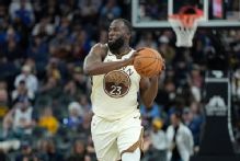 Draymond Green remains with Warriors past trade deadline