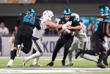 Lions' playoff chances end with loss to Vikings: 'It sucks'