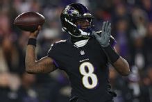 Ravens QB Lamar Jackson (back) inactive at Packers