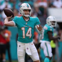 Quinn Ewers leads Dolphins by Buccaneers for first NFL win