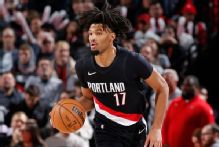 Blazers' Sharpe has stress reaction, out at least 4-6 weeks