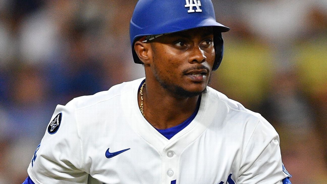 Marlins add speed by trading for Dodgers' Ruiz