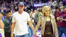 Lane Kiffin passes on Sugar Bowl, attends LSU women's basketball