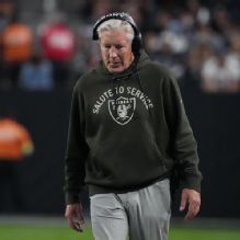 Raiders fire Pete Carroll after one season, GM John Spytek remains