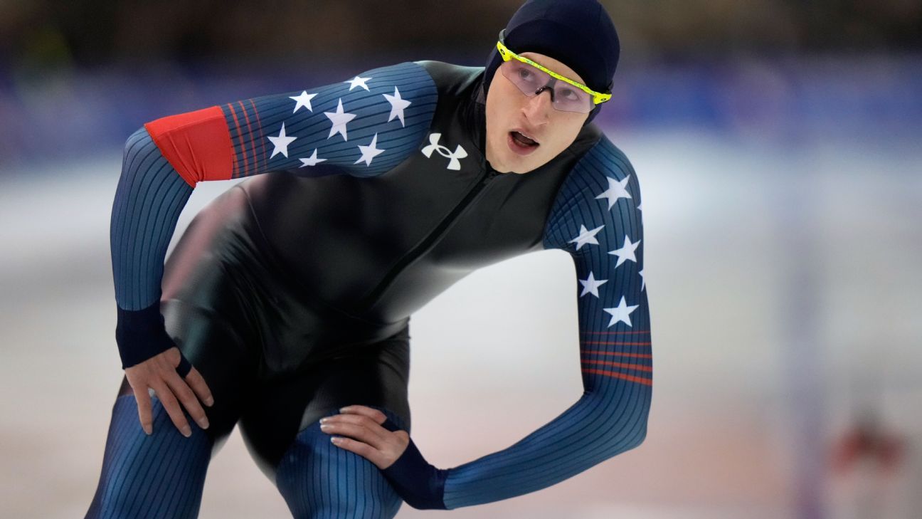 Stolz first in 500, doesn't race 1,500 at U.S. trials