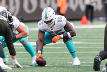 Dolphins, center Brewer reach 3-year, $52.5 million extension