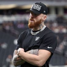 Raiders' Maxx Crosby laughs off trade talk, focuses on health