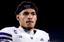 Washington's Fisch, QB Williams on same page after near transfer