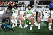 Turnovers doom Oregon Ducks to another ugly CFP exit