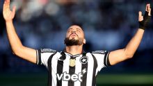 Botafogo recebe proposta de mais de R$ 40 milhões por Arthur Cabral