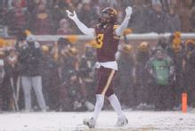 Transfer safety Koi Perich commits to Oregon, sources say