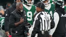 Despite being 3-14, Jets still believe in coach Aaron Glenn