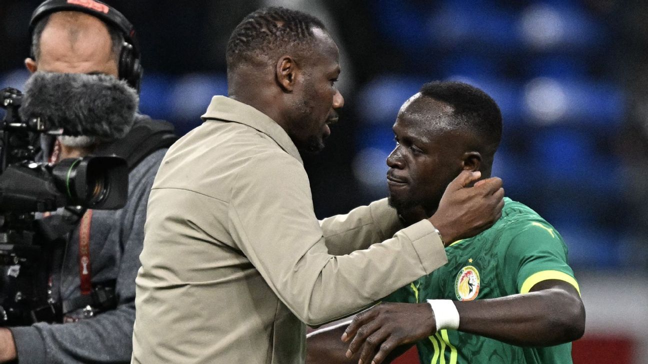 Senegal coach begs Mane to rethink international retirement