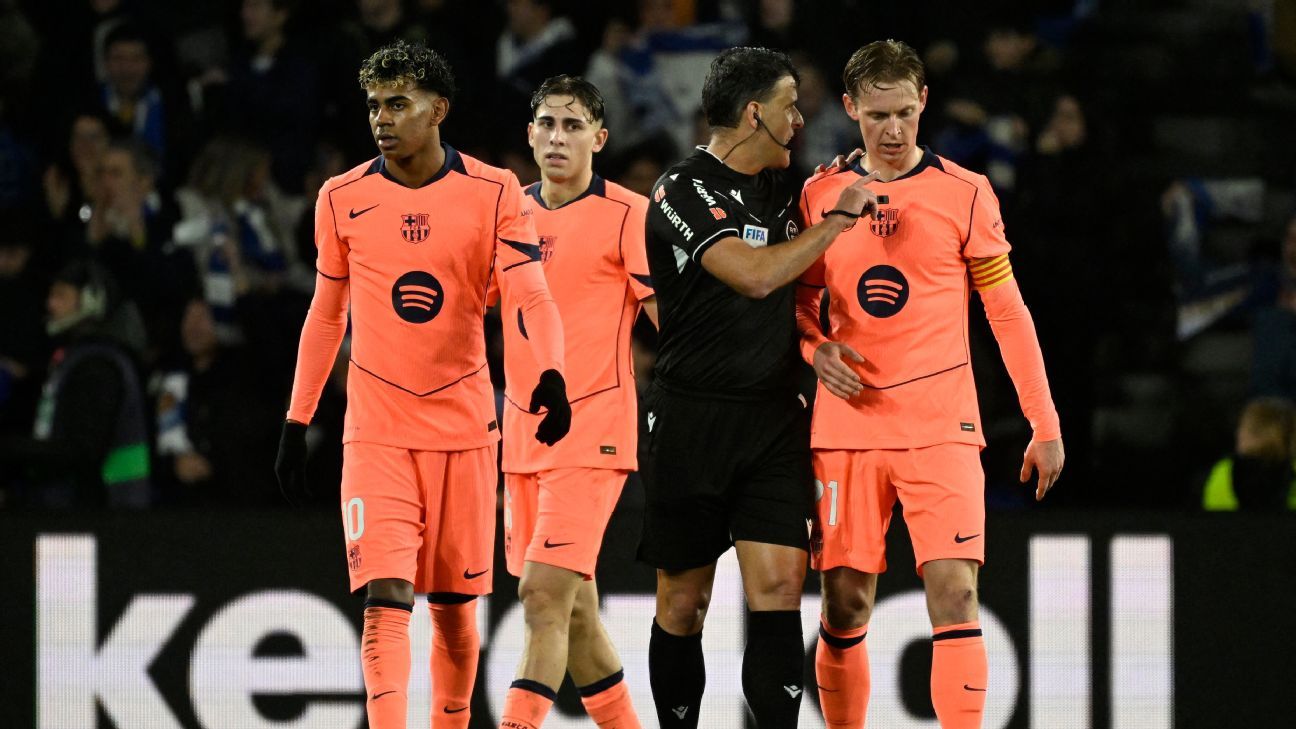 De Jong slams arrogant ref's attitude in Barça loss
